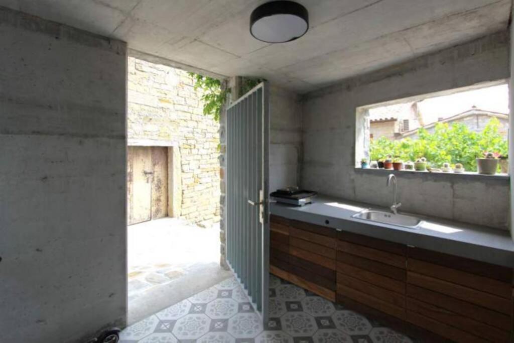 הוילה Sečovlje Contemporary House Padna מראה חיצוני תמונה